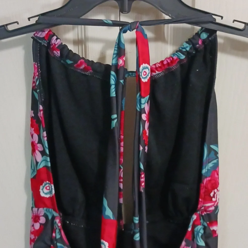 B2Prity one piece monokini halter tummy control swimsuit - XL - black floral - Picture 7 of 11